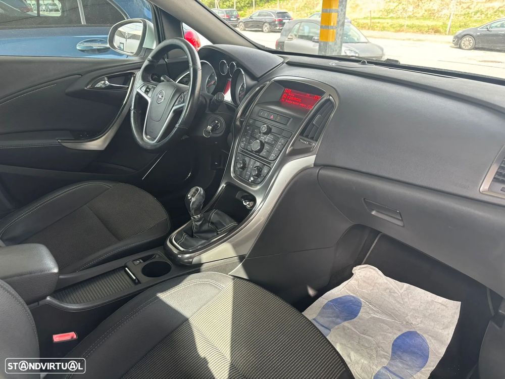 Opel Astra 1.7 CDTI Cosmo - 31