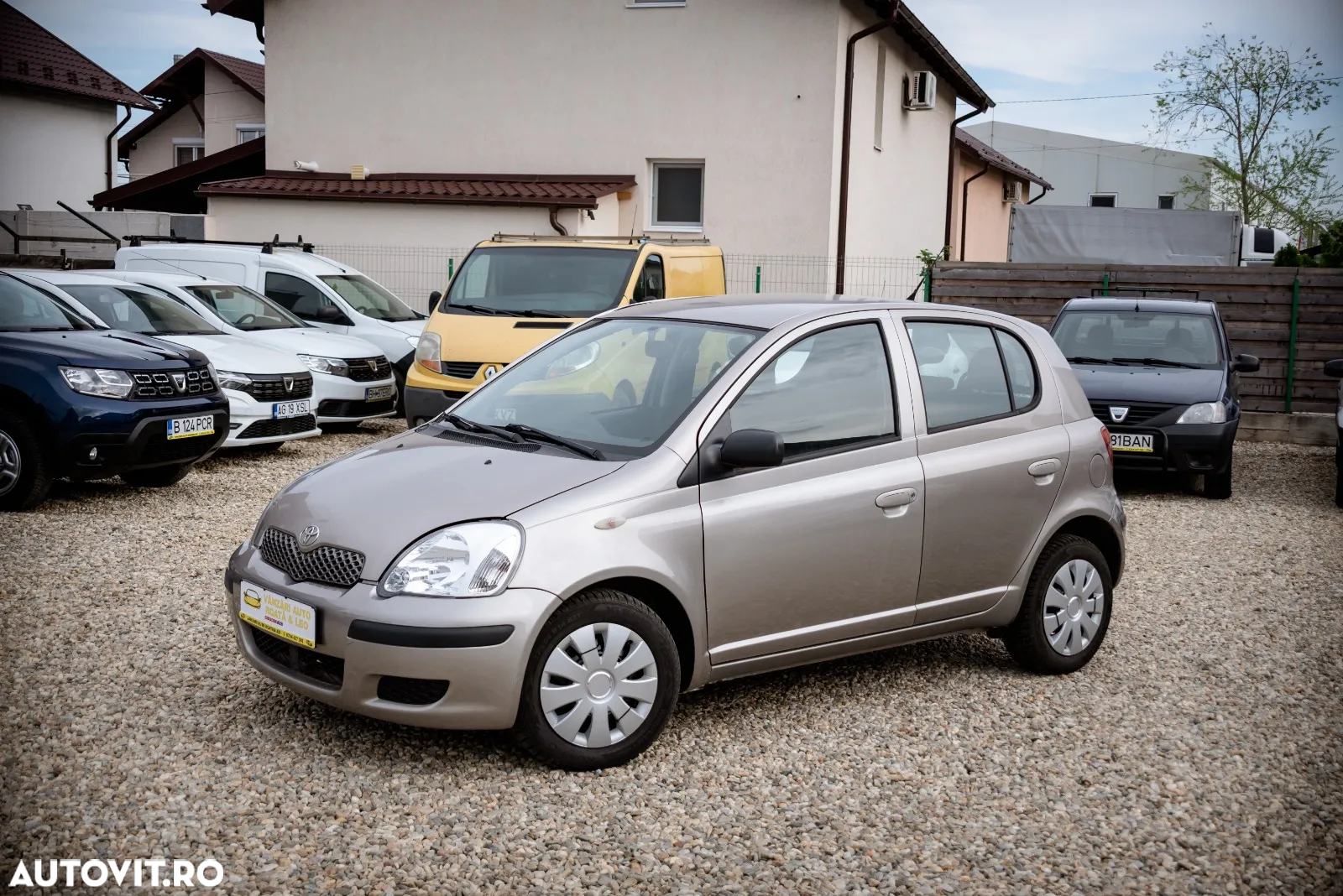 Toyota Yaris Verso 1.3 Luna - 2