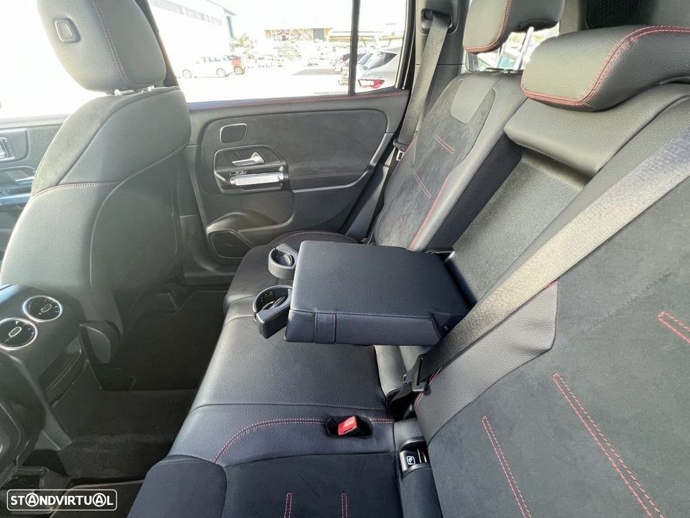 Mercedes-Benz GLB 200 AMG Line - 25