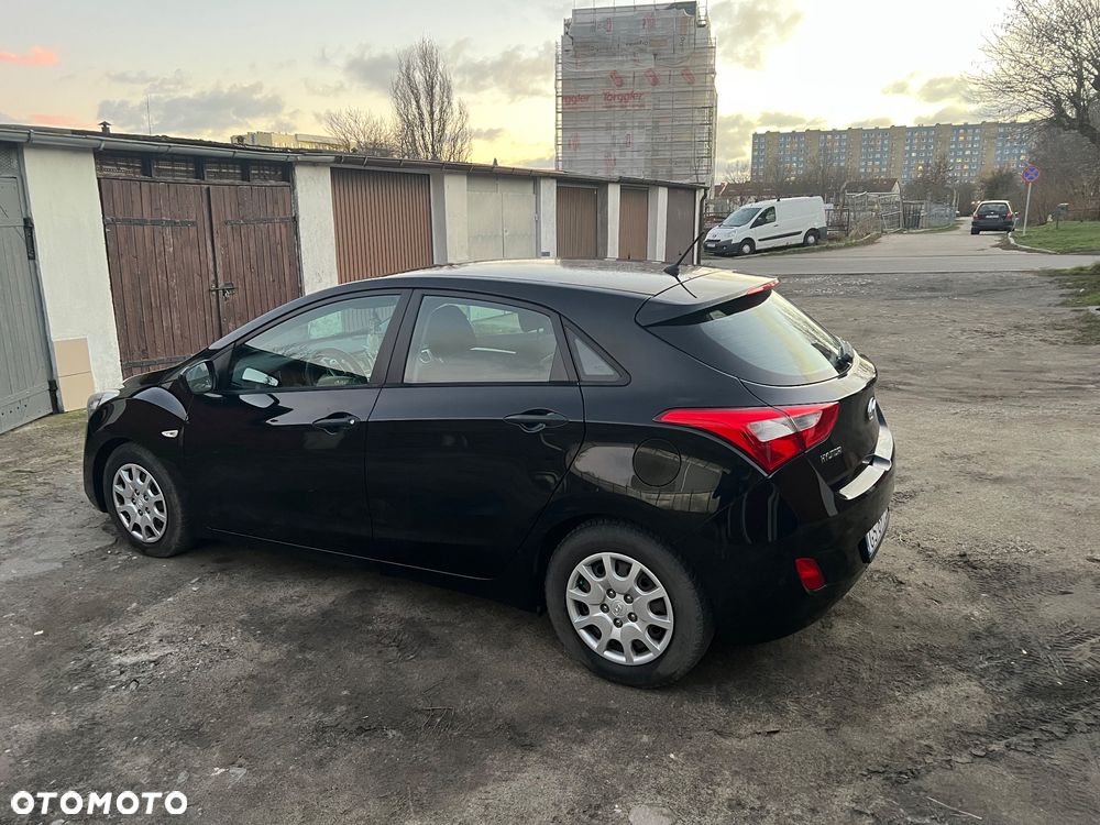 Hyundai i30 1.4 Classic - 10