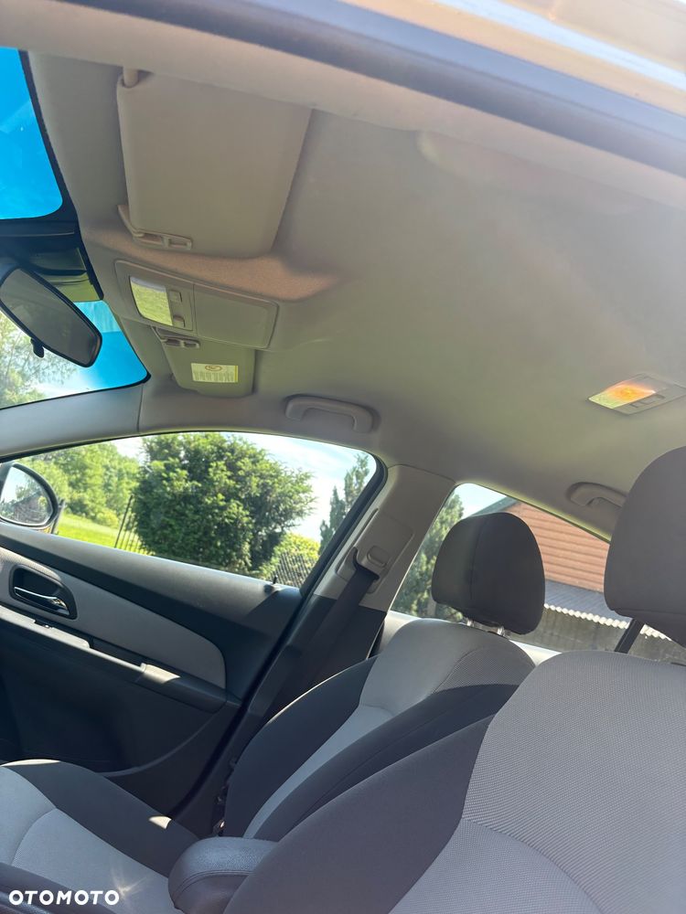 Chevrolet Cruze 2.0 VDCi LS - 11