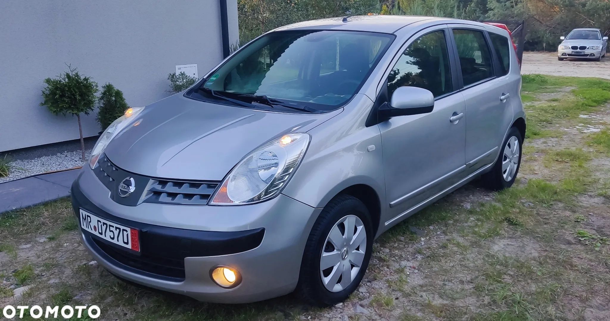 Nissan Note - 1