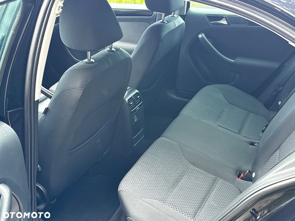 Volkswagen Jetta 1.4 TSI Highline - 14