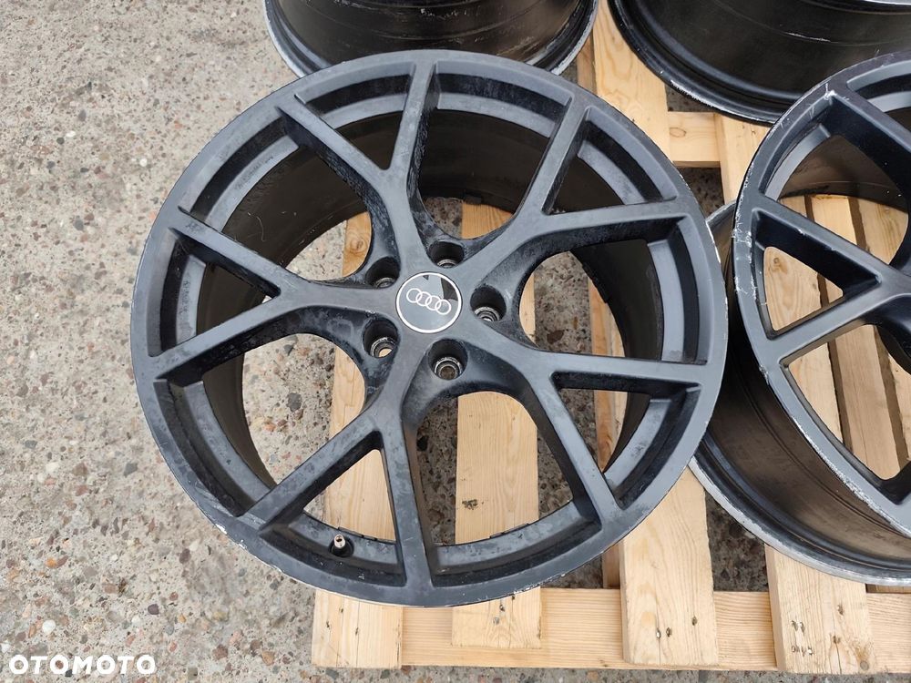 AUDI RS3 8Y FELGI ALU 8JX19 ET46 9JX19 ET25 KOMPLET - 8