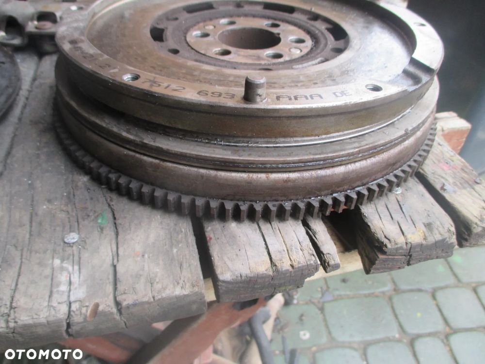 sprzęgło koło zamachowe Docisk BMW E46 2.0D - 5