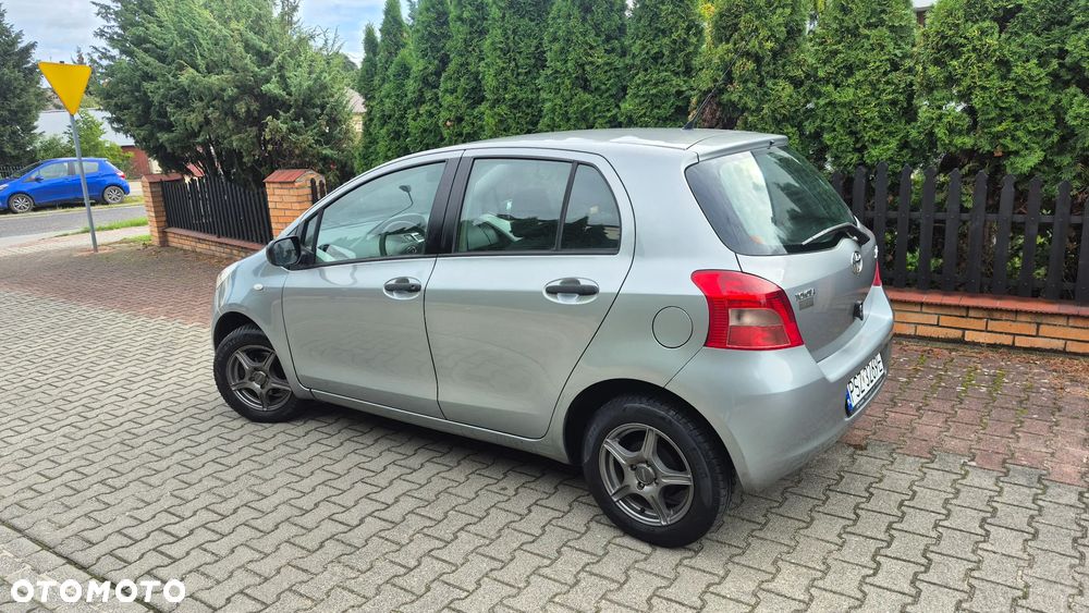 Toyota Yaris 1.0 Luna A/C - 5