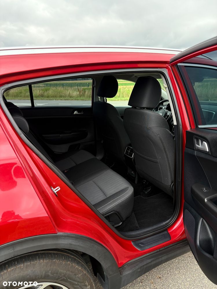Kia Sportage 1.6 GDI 2WD Attract - 24