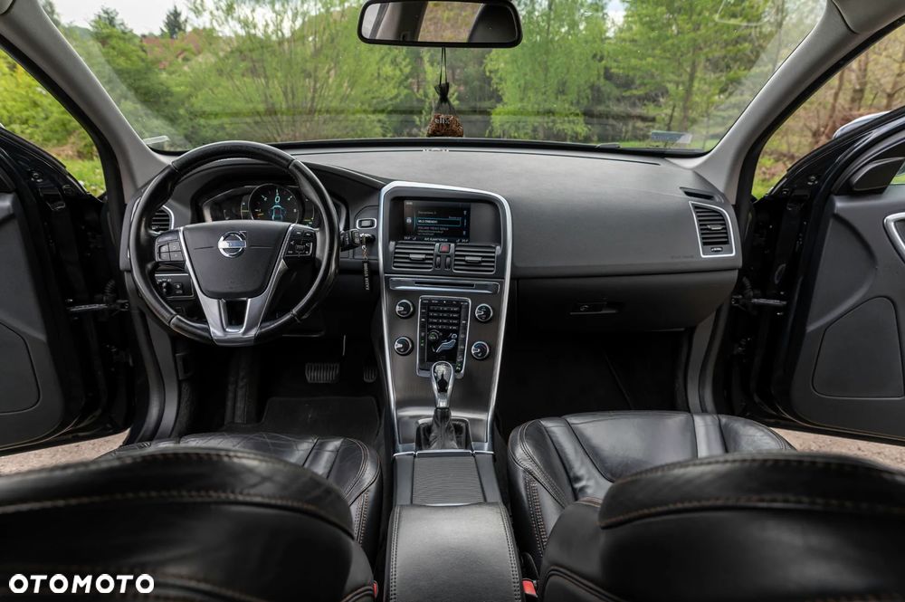 Volvo XC 60 D4 AWD Geartronic Summum - 21