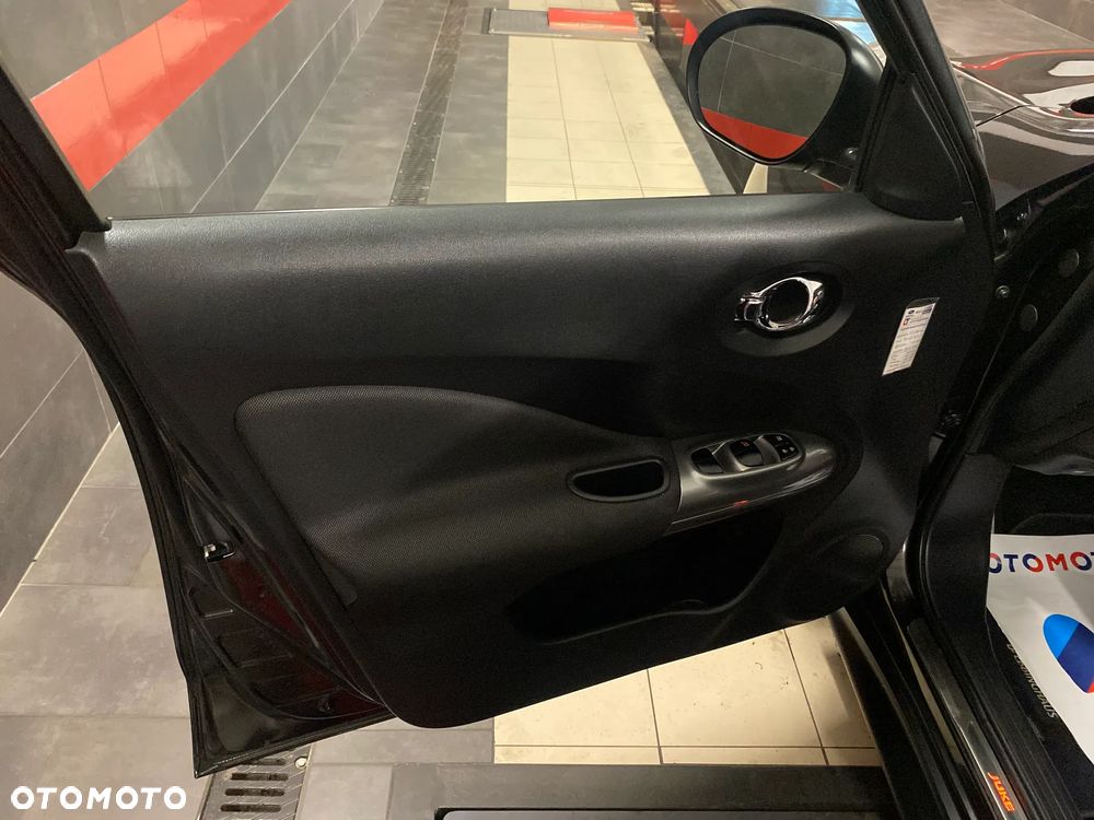 Nissan Juke 1.6 T Tekna 4x4 - 13