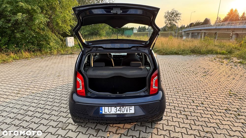 Volkswagen up! - 10