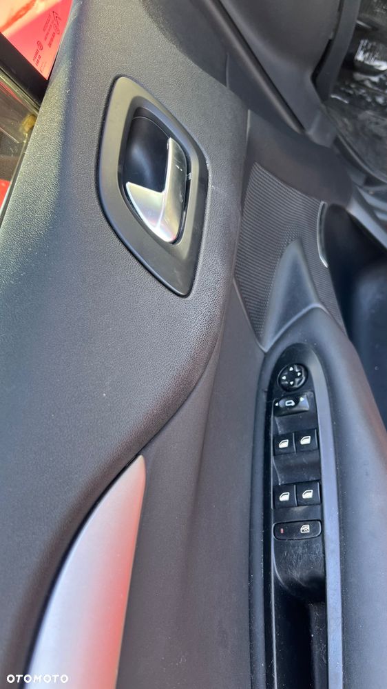 Citroën C4 1.6 HDi SX - 8