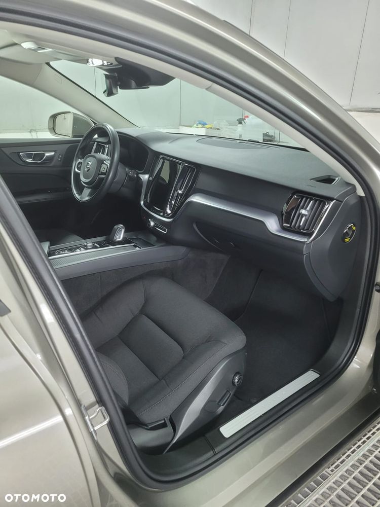 Volvo V60 - 11