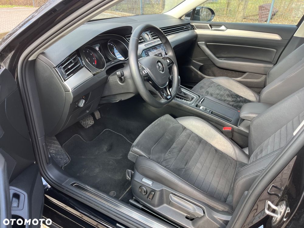 Volkswagen Passat 1.5 TSI EVO Highline DSG - 9