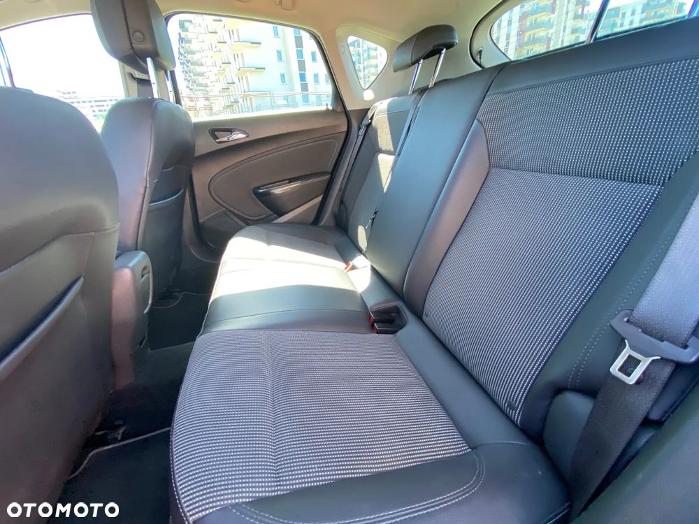 Opel Astra 1.7 CDTI Cosmo S&S - 18