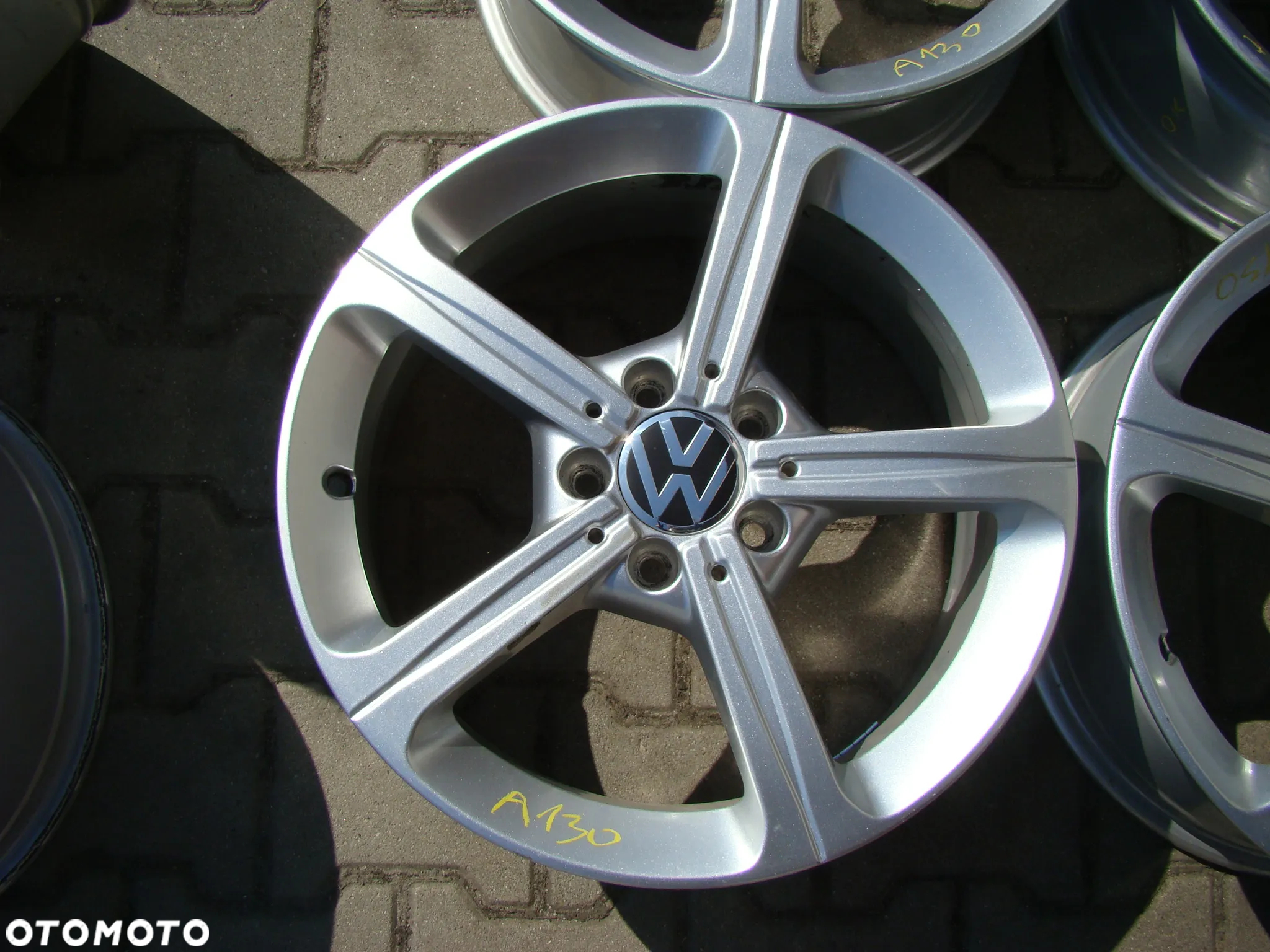 a130 5x112 VW Caddy Jetta Touran Golf V VI VII VIII Plus SportsVan Passat B7 B6 6,5x17 - 3