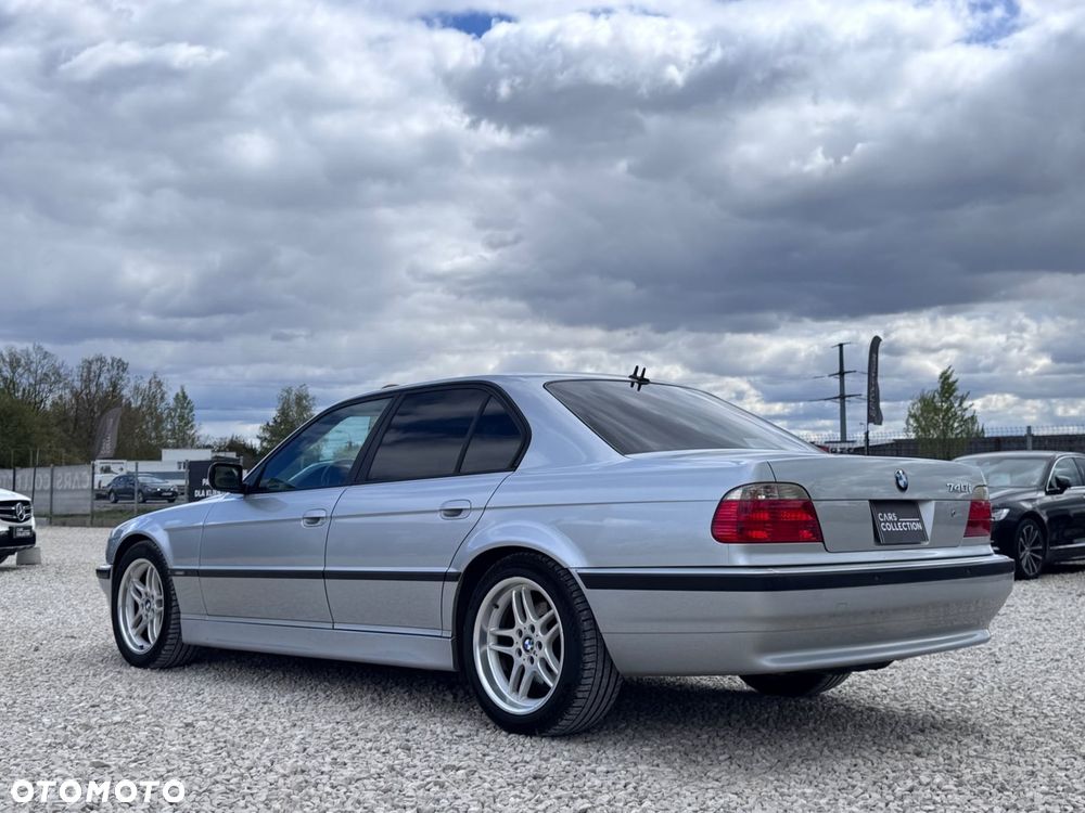 BMW Seria 7 - 7