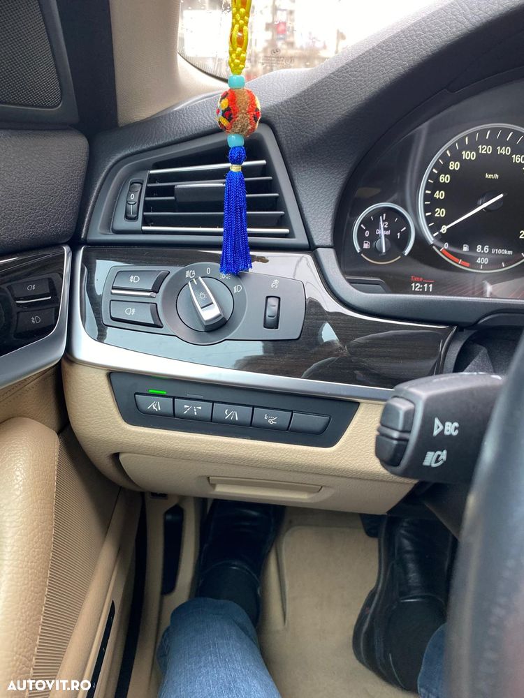 BMW Seria 5 530d xDrive - 3