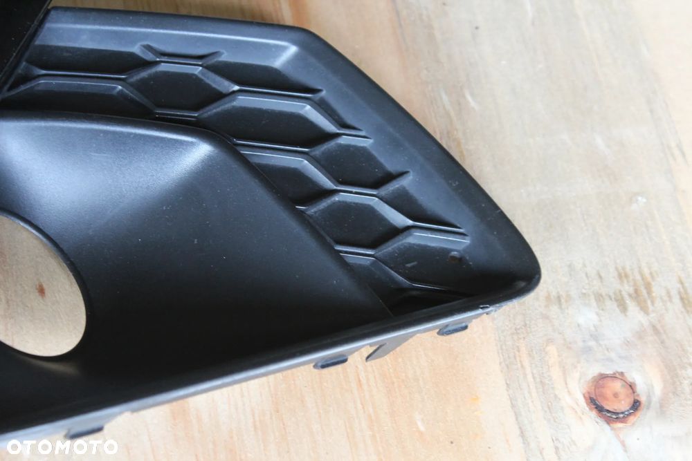 KRATKA ZDERZAKA PRAWA AUDI A4 B9 LIFT S LINE 8W0807682AM 2020 - 6