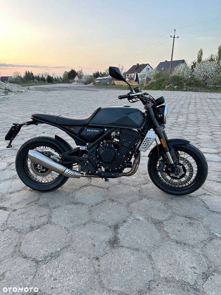 Brixton Crossfire - 10