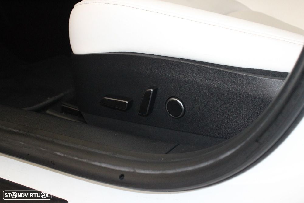 Tesla Model 3 Long Range Tração Integral - 31