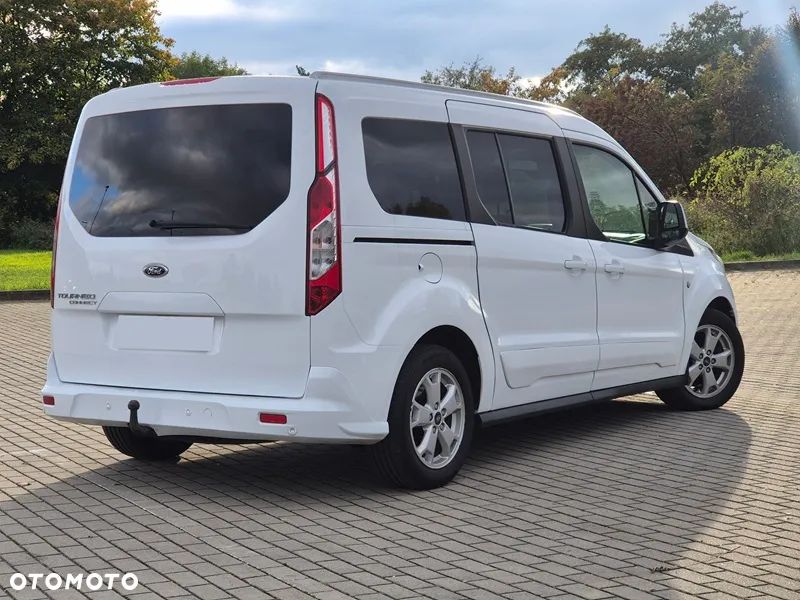 Ford Tourneo Connect Grand - 5