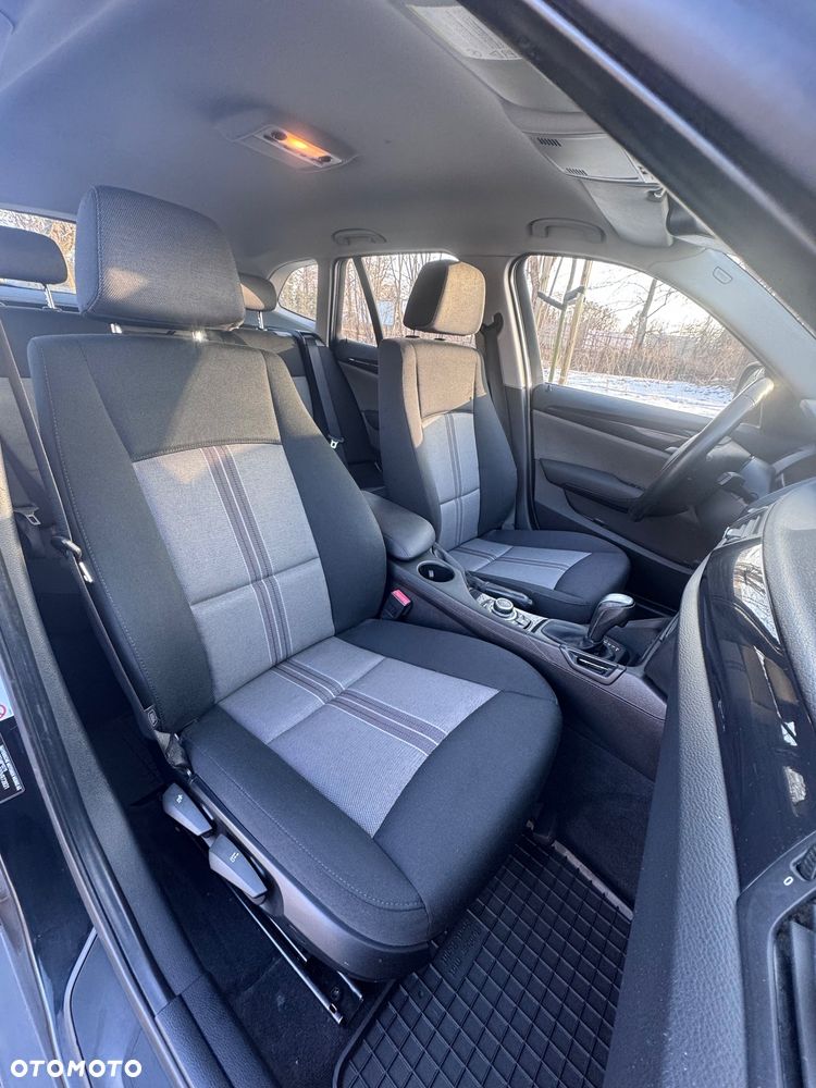 BMW X1 xDrive18d - 23