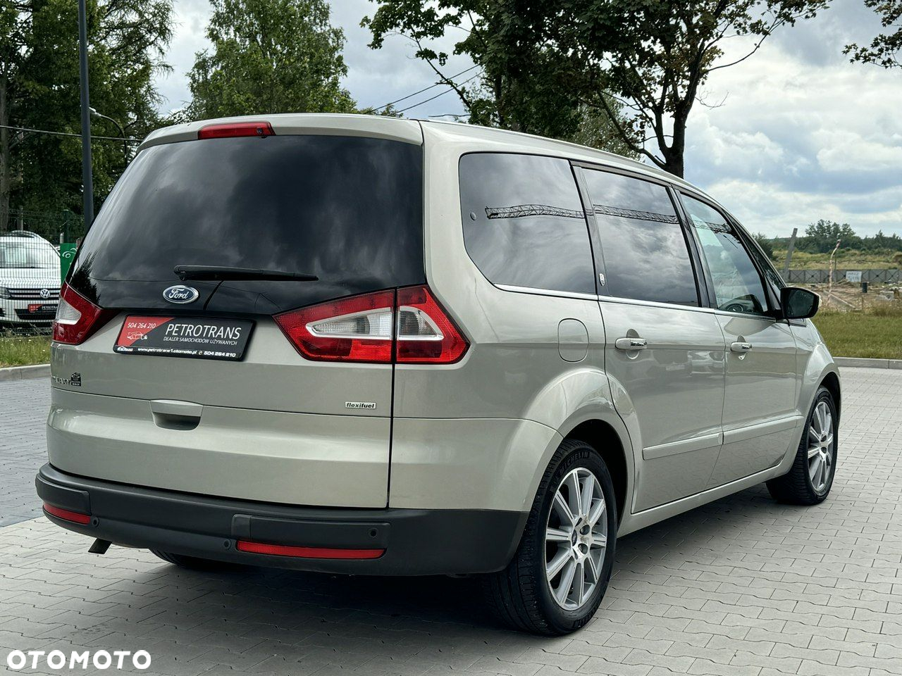 Ford Galaxy - 11