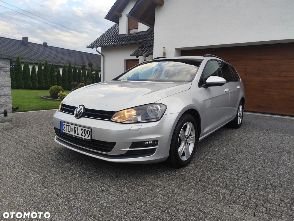 Volkswagen Golf 2.0 TDI BlueMotion Technology Edition - 1