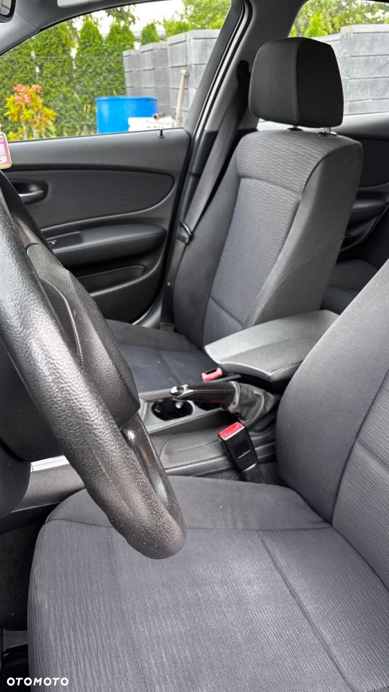 BMW Seria 1 116i - 5