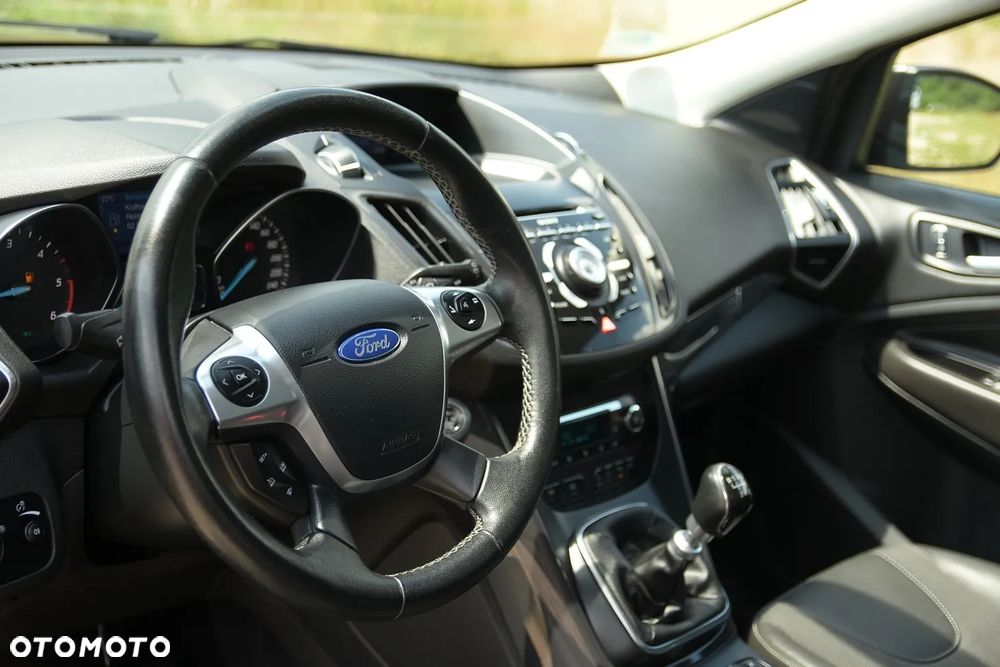 Ford Kuga 2.0 TDCi 4x4 Individual - 25