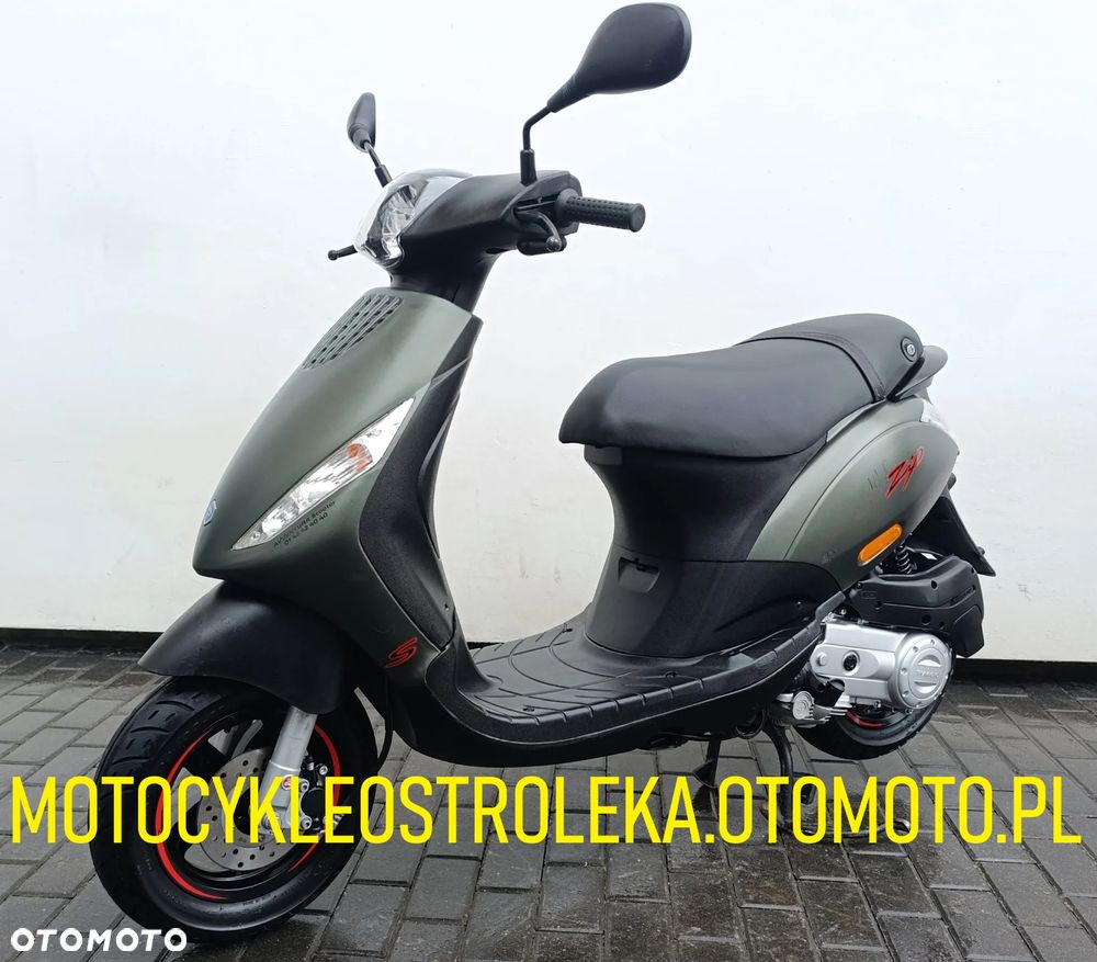 Piaggio ZIP - 2