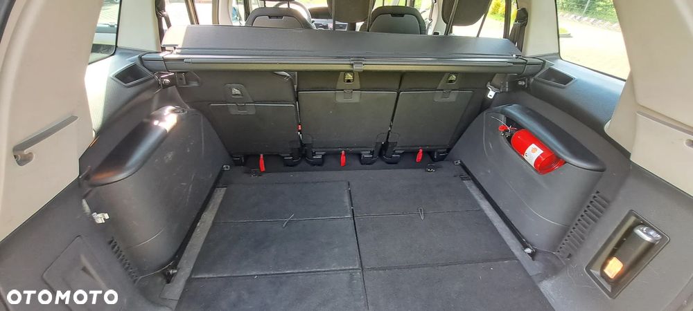 Citroën C4 Picasso 1.6 HDi Impress - 21