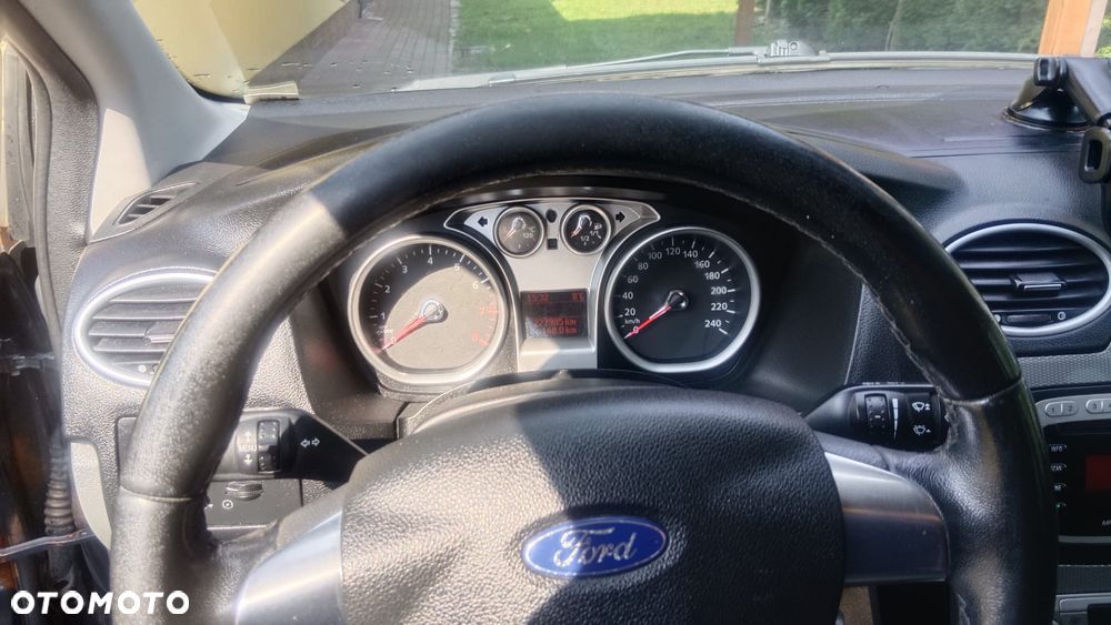 Ford Focus 1.6 Ti-VCT Style - 10