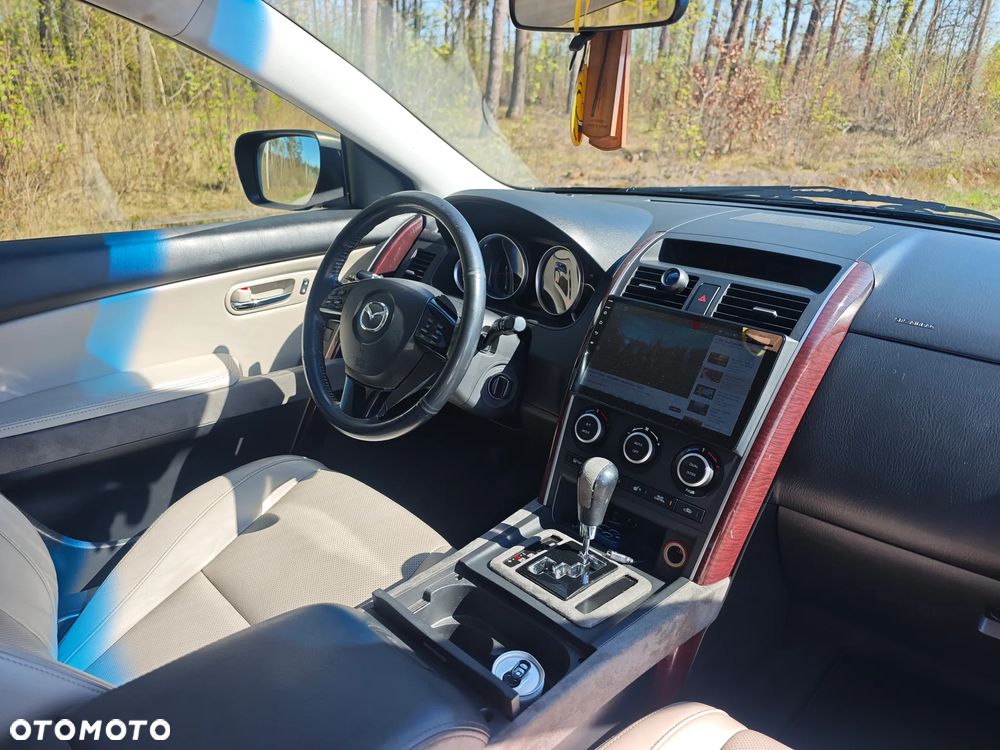 Mazda CX-9 3.7 V6 - 12