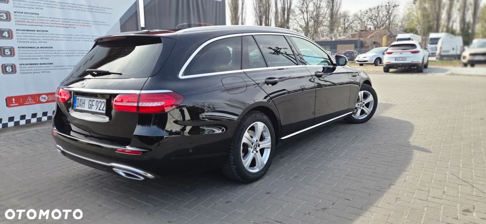 Mercedes-Benz Klasa E 220 d 9G-TRONIC - 9