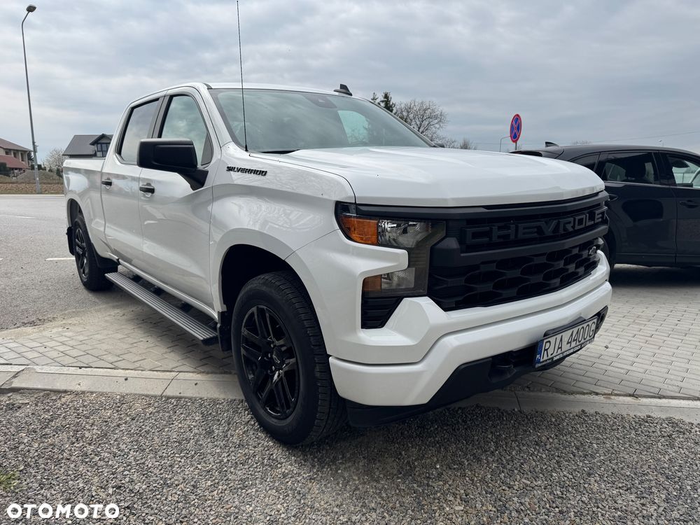 Chevrolet Silverado - 8