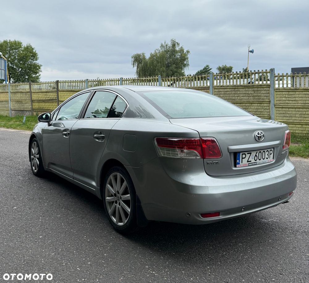 Toyota Avensis - 3