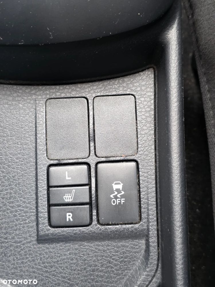 Toyota Yaris - 18