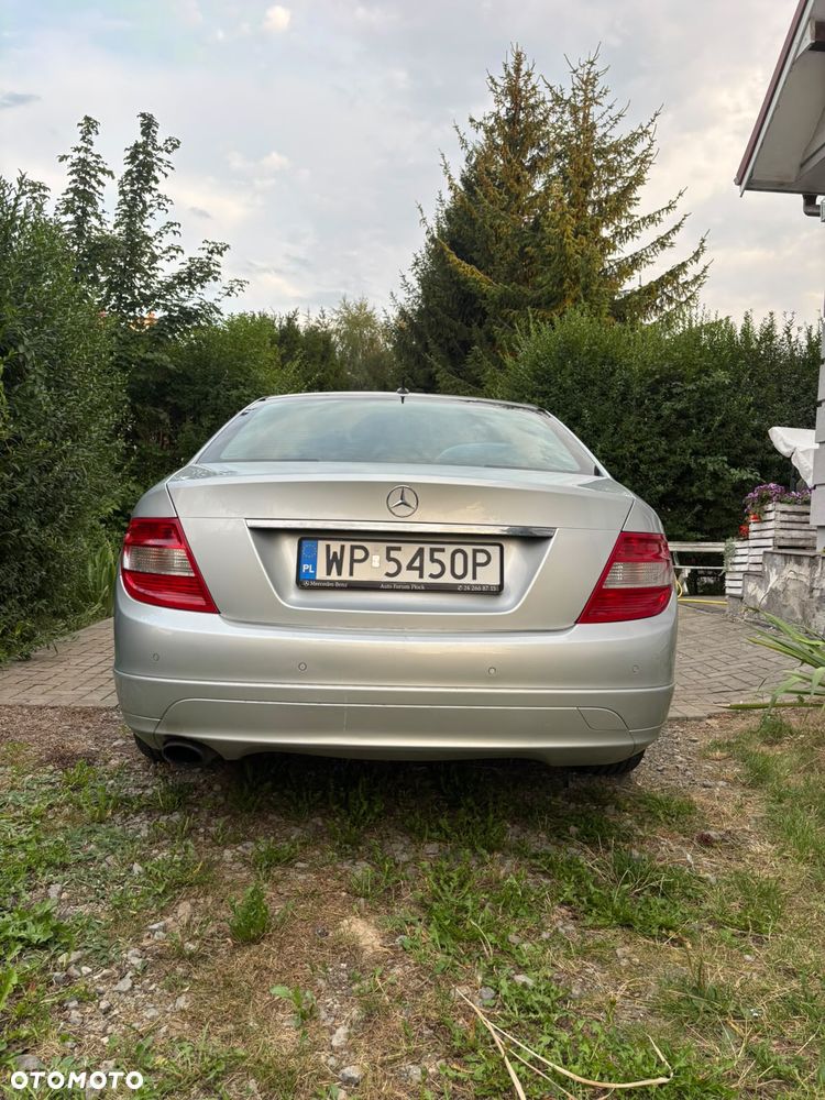 Mercedes-Benz Klasa C 180 CGI Automatik BlueEFFICIENCY - 4