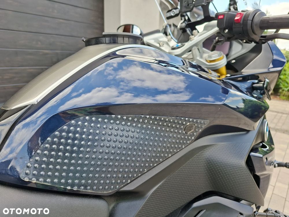 BMW RS - 26