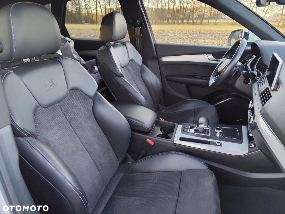 Audi Q5 55 TFSIe quattro S tronic S line business - 18