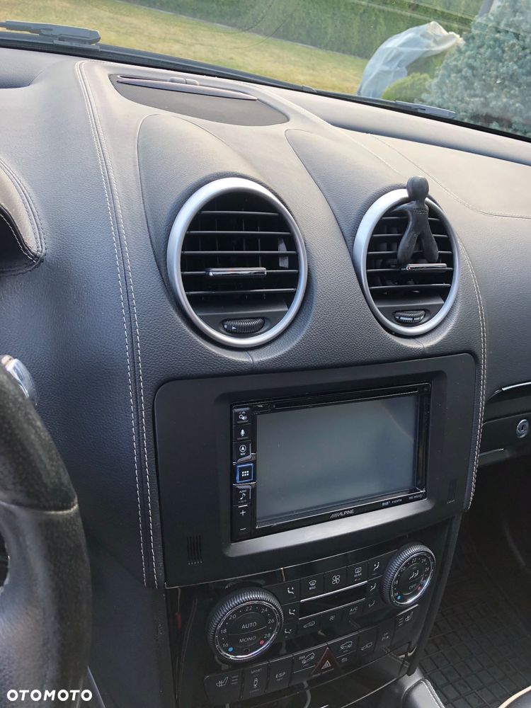 Mercedes-Benz ML 350 BlueTEC 4Matic 7G-TRONIC DPF Grand Edition - 11