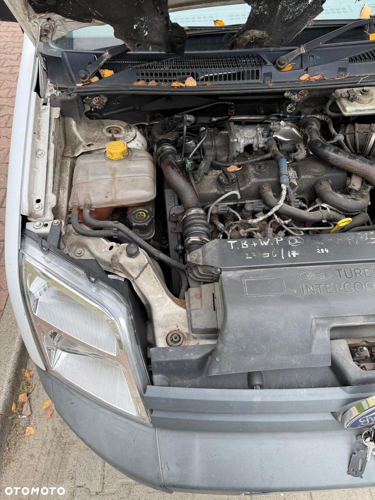 Ford Transit Connect - 5