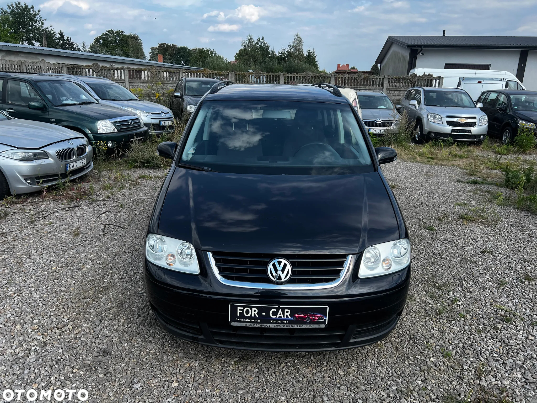 Volkswagen Touran 1.9 TDI Conceptline - 9