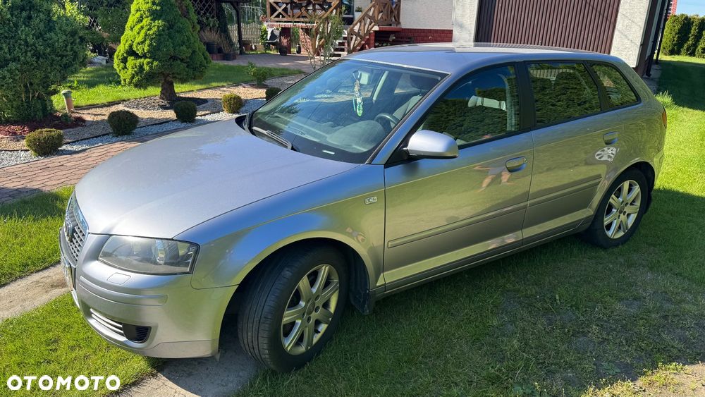 Audi A3 Sportback 2.0 TDI Ambiente - 8