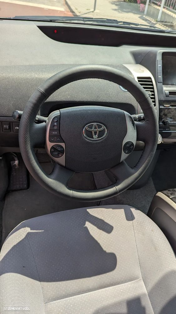 Toyota Prius 1.5 VVT-i HSD Sol - 15