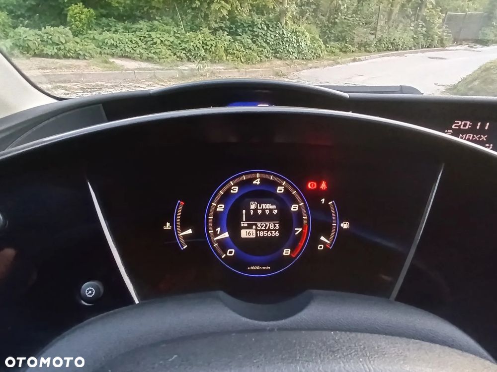 Honda Civic 1.8 Comfort - 11