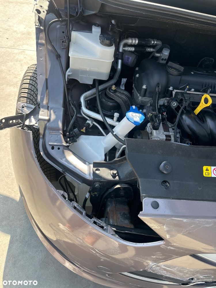 Hyundai ix20 1.4 blue Comfort - 10