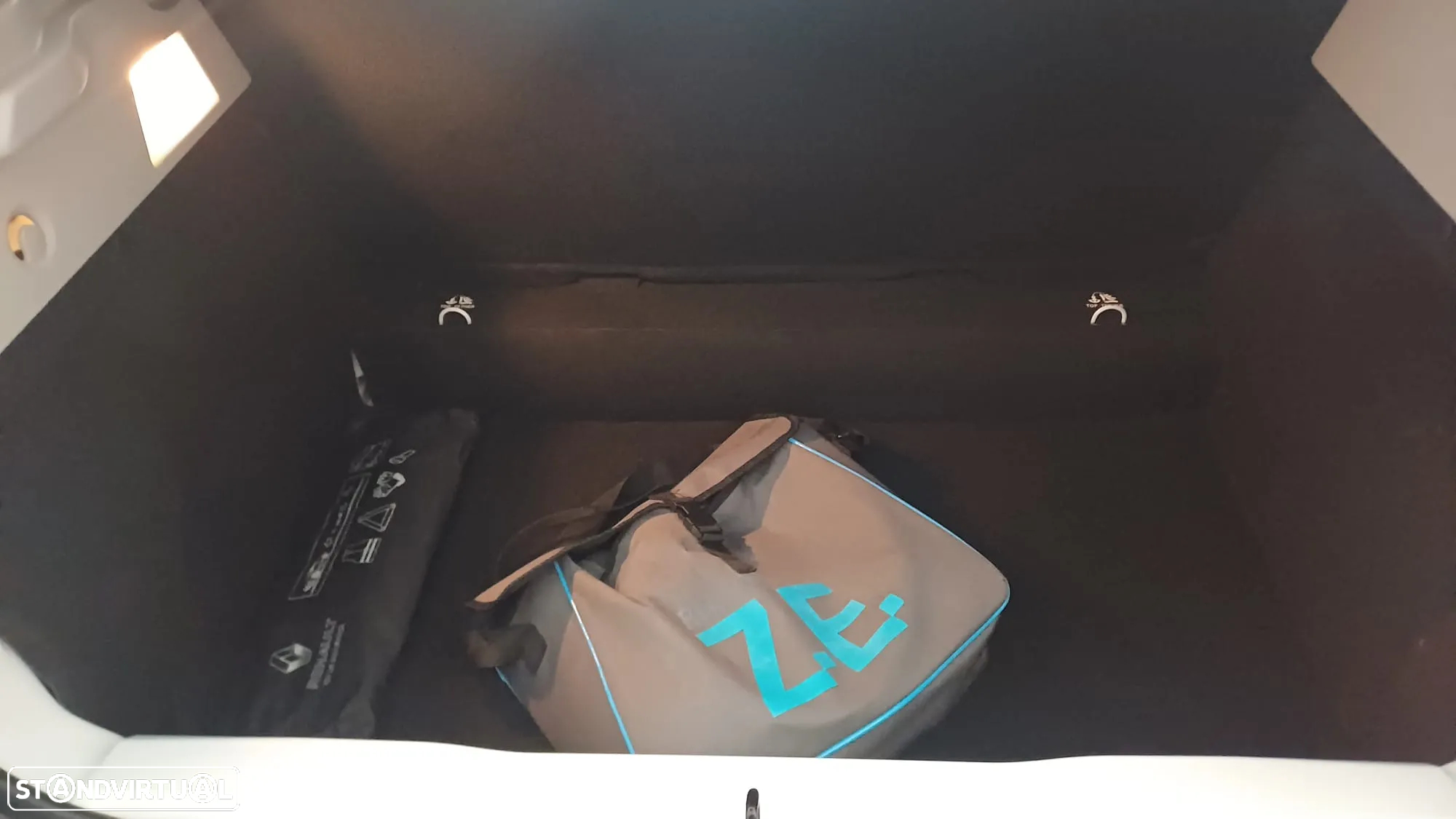 Renault Zoe (c/ Bateria) Life 40 - 12