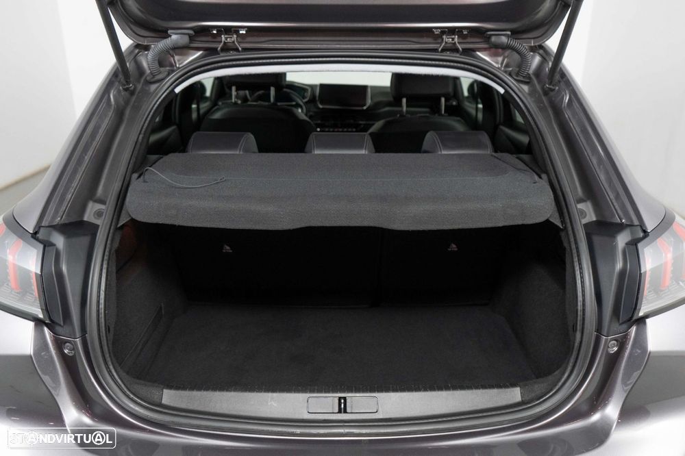 Peugeot 208 1.2 PureTech Allure Pack EAT8 - 26